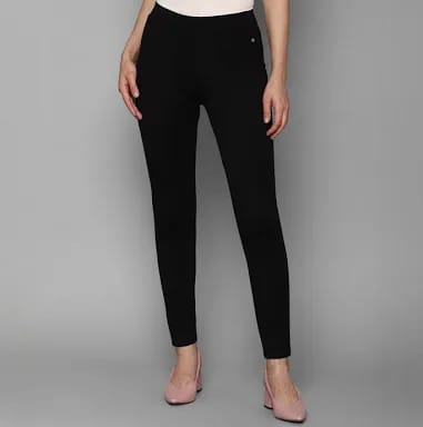 Narro Fit Black Denim